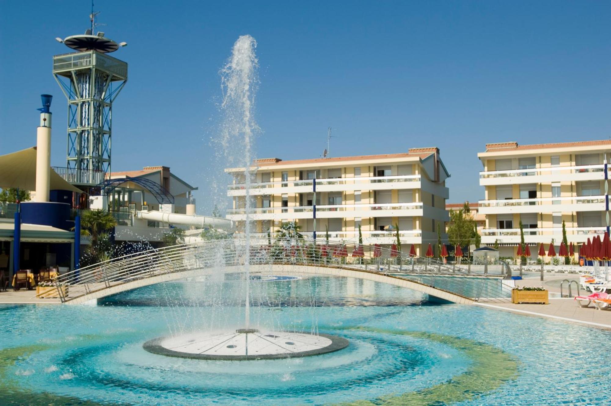Villaggio Planetarium Resort 비비오네 외부 사진