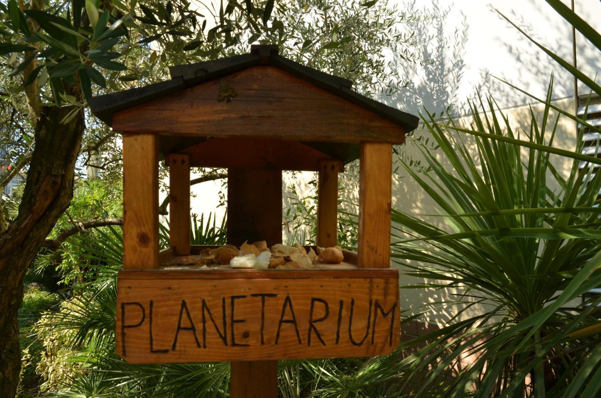 Villaggio Planetarium Resort 비비오네 외부 사진